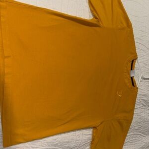 2 Gymshark Maroon Crew Neck Tee